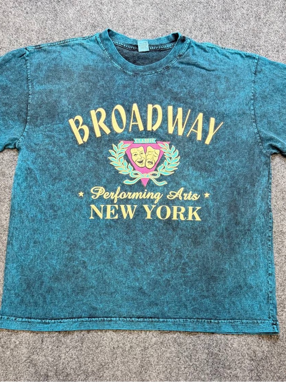Vintage 90s Broadway Performing Arts New York T-Shirt Acid Wash Teal L USA
